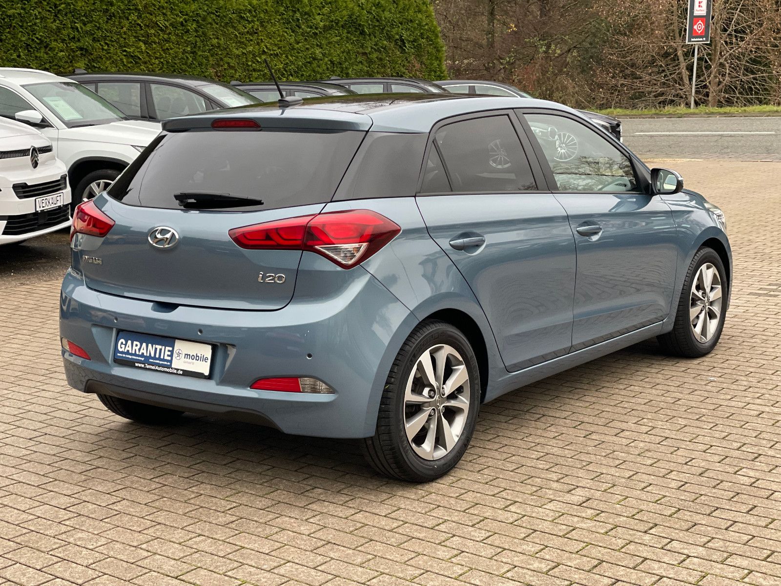 HYUNDAI i20, 2015, Benzin, 84 PS