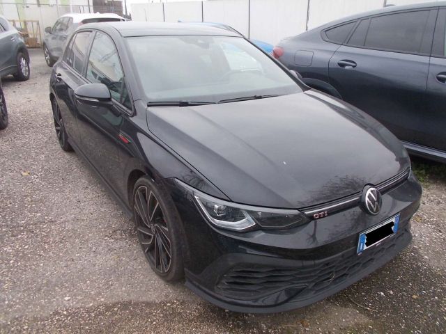 Volkswagen Golf 2.0 GTI SPOTCLUB 45 300CV