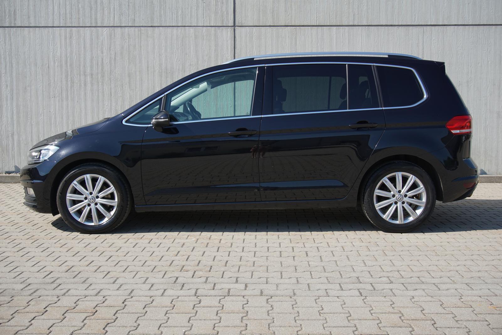 Volkswagen Touran 1.4TSI AHK SHZ PDC Alcantara 1.Hand