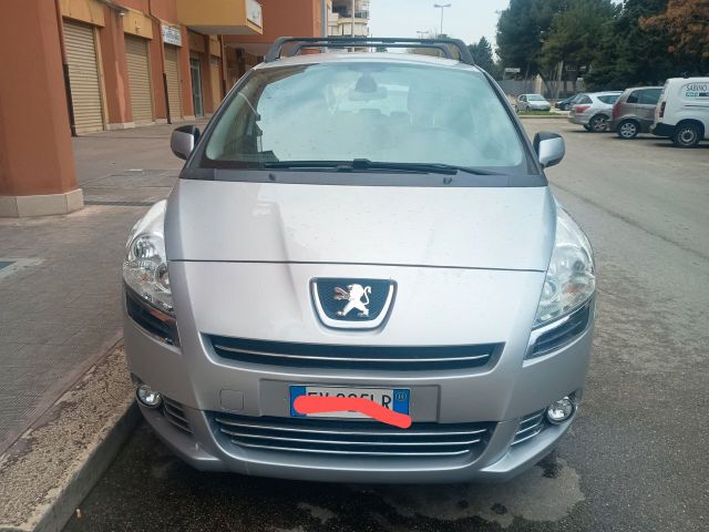 Peugeot 5008 1.6 HDi 115CV Active