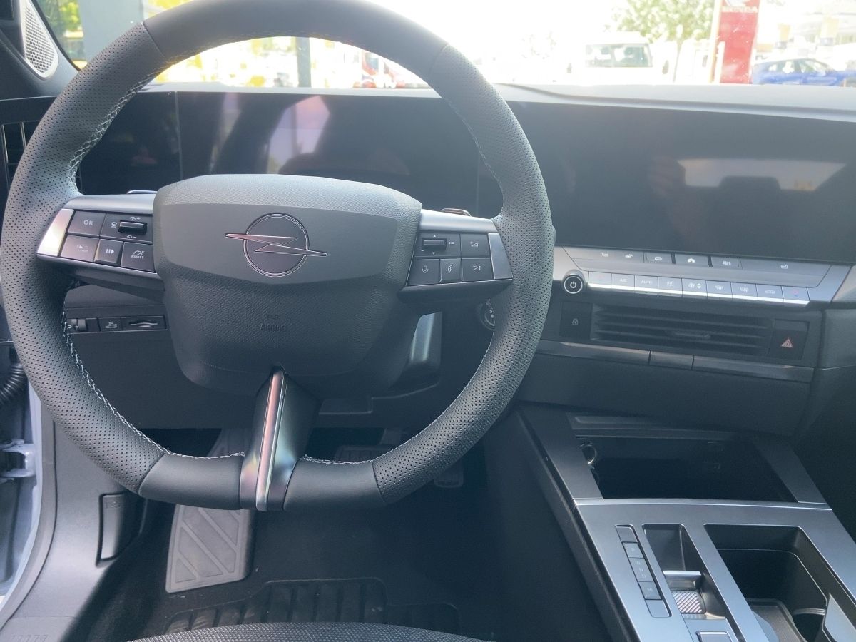 Opel Astra - Bild 8