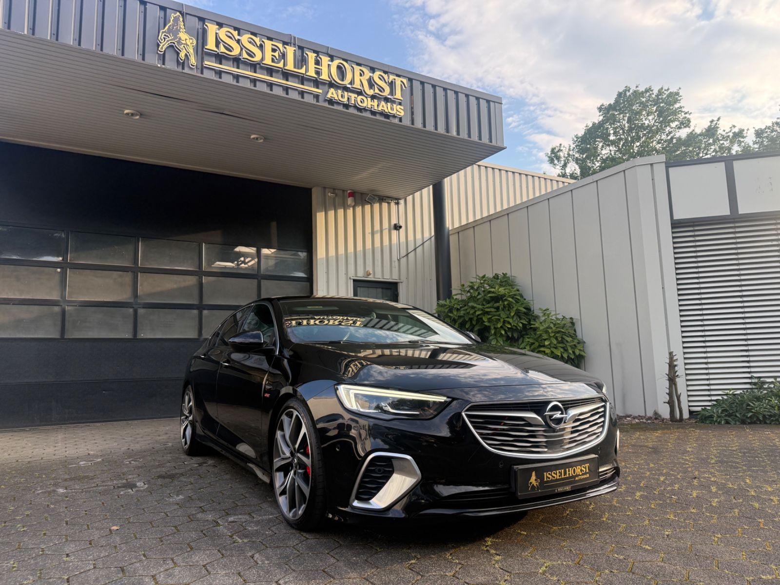 Opel Insignia B Grand Sport GSi 4x4 Massage Sitzbelüf imagem 3