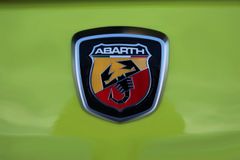 ABARTH 595 Pista*Schalter*Record Monza*Service NEU*DE