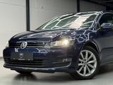 Volkswagen Golf VII Highline 1HD/DSG/ALCAN/BI-XEN/TÜV NEU - mit Benzin-Antrieb: Blau, Alcantara, Alarmanlage