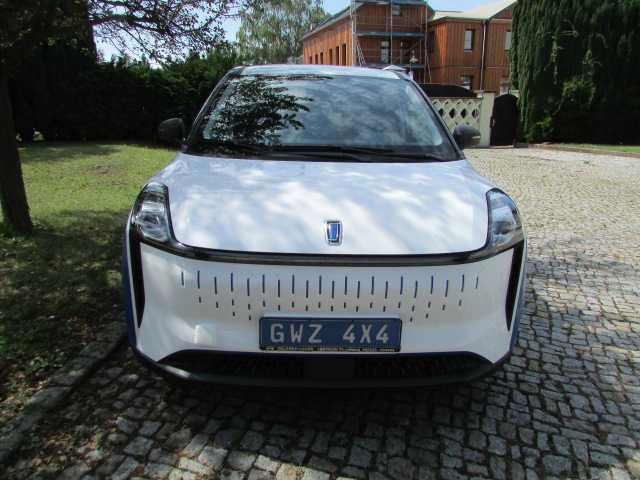 DFSK Forthing 5  Bestune NAT EV E05 Bestune