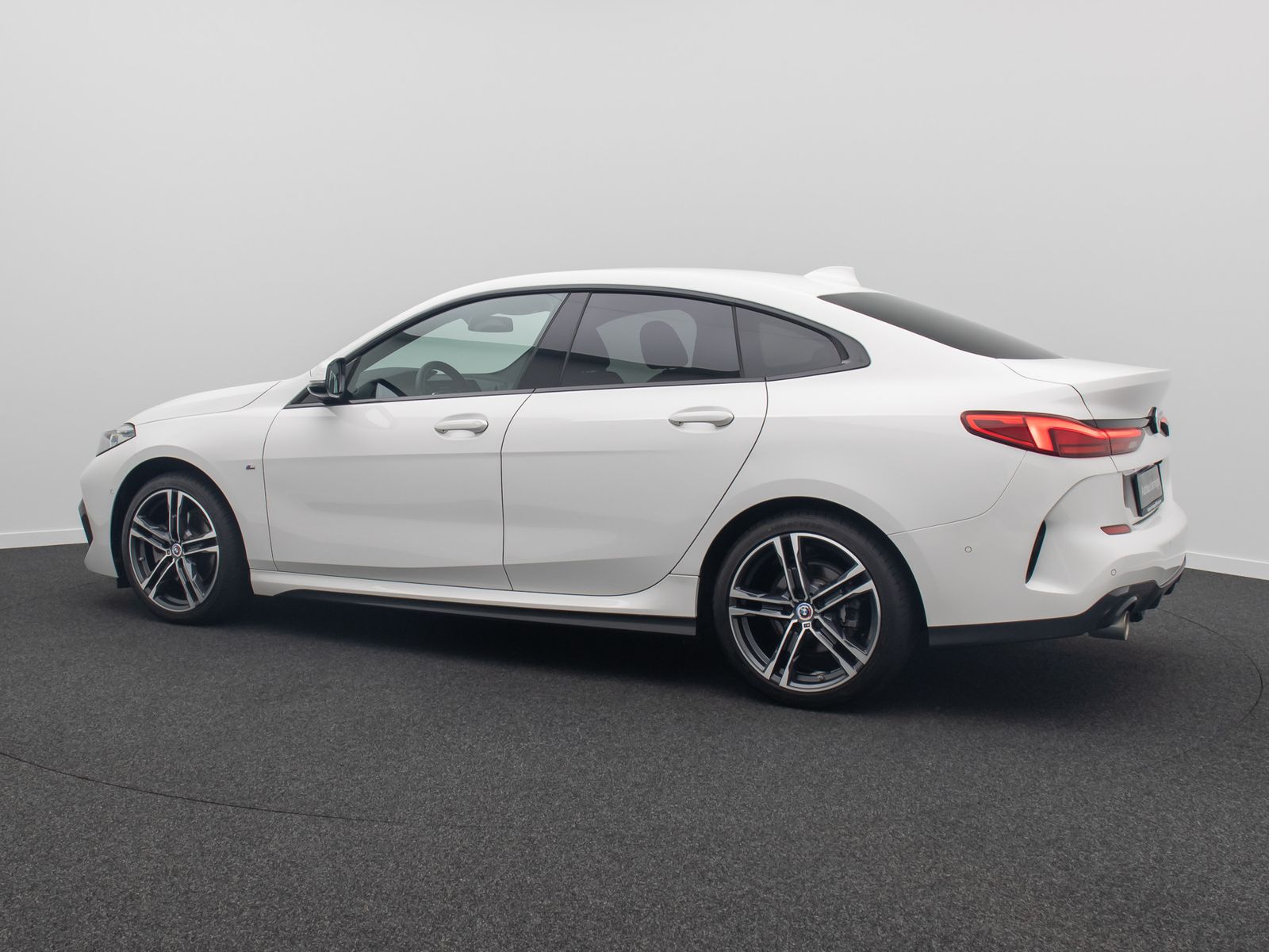 Fahrzeugabbildung BMW 218i Gran Coup&eacute; M Sport DAB Kamera AHK 18Zoll