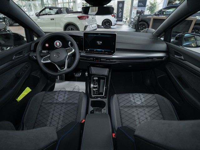 Golf VIII Variant R-Line eTSI DSG Black-Style Pa