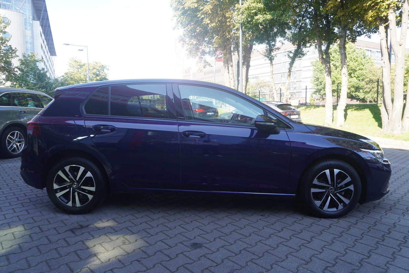 Volkswagen Golf VIII 1.5 TSI United LED Navi Sitzheizung, миниатюра 5