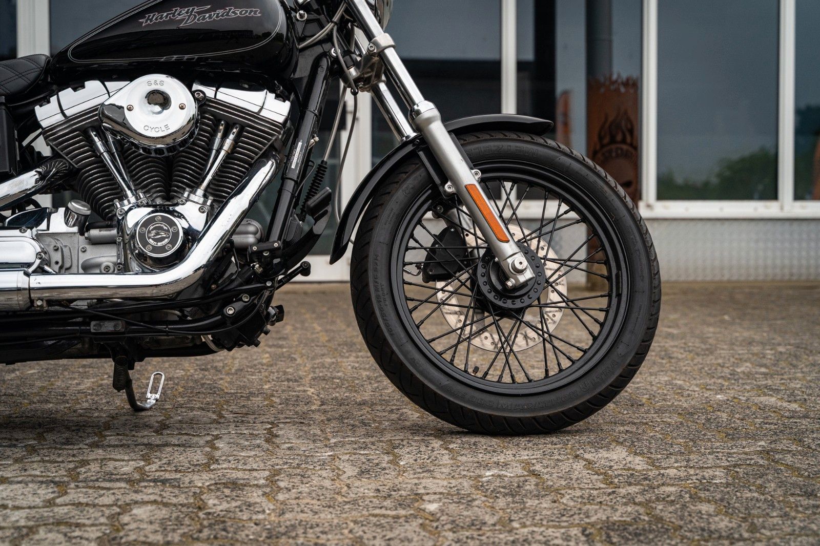 Fahrzeugabbildung Harley-Davidson DYNA SUPER GLIDE CUSTOM  FXDCI - PENZL - APE