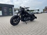 Harley-Davidson Fat Bob 114 dt. Modell Jekill & Hyde Sissybar - HARLEY-DAVIDSON MODEL