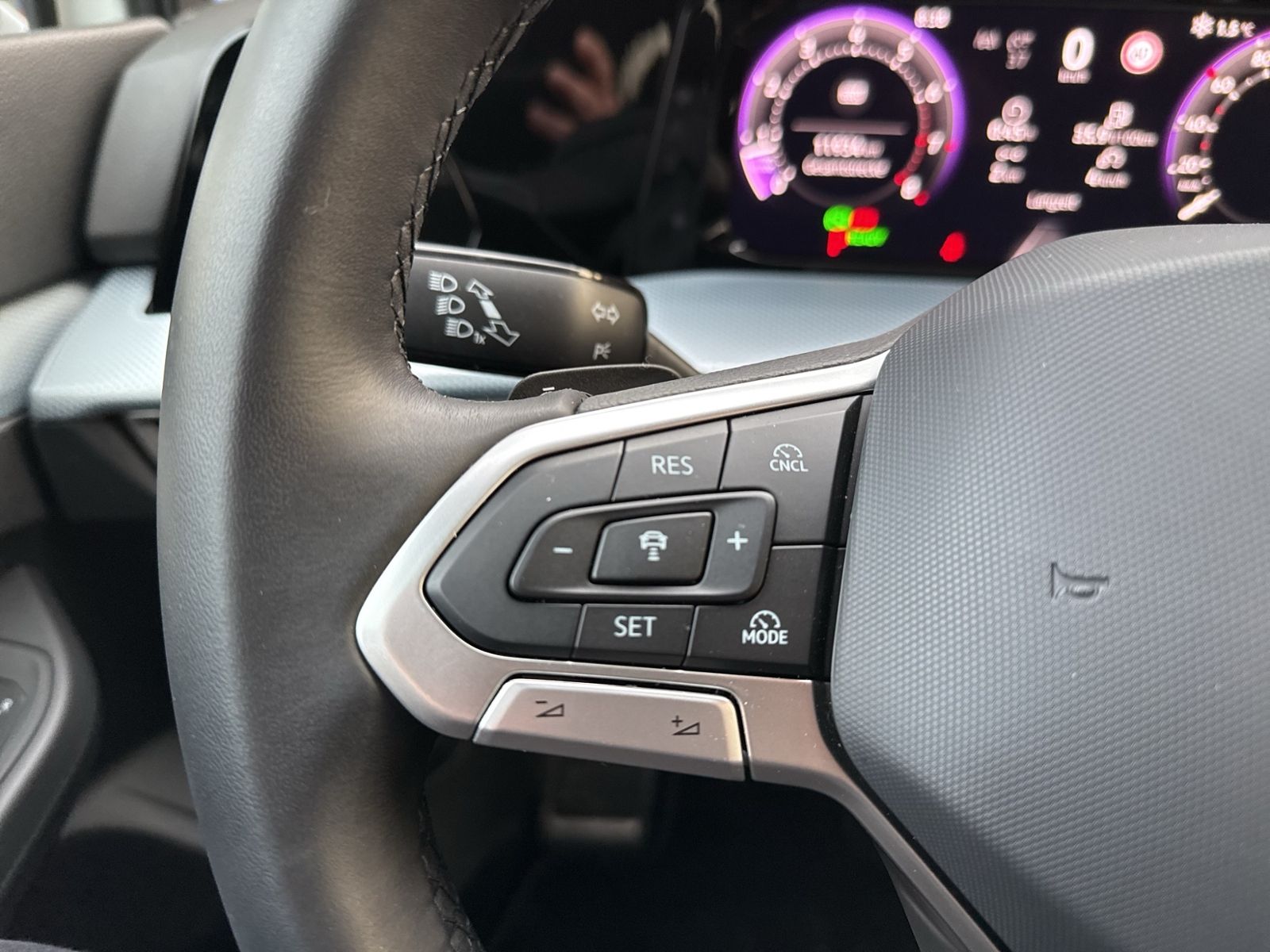 Golf VIII 1.5 eTSI GOAL, ACC, LED, Sitzhzg, Trav