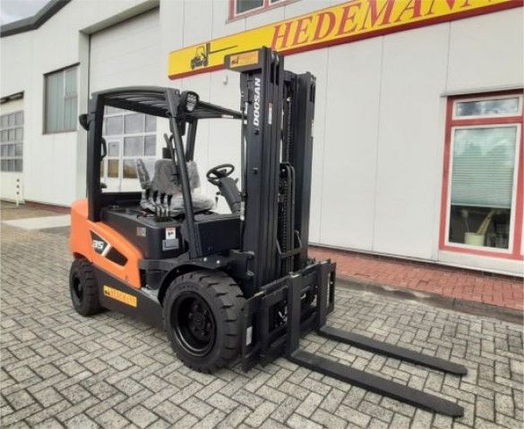 Doosan D35C-9