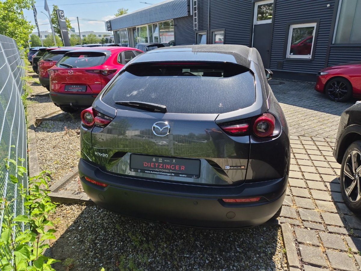Mazda MX-30 e-SKYACTIV R-EV imagem 3