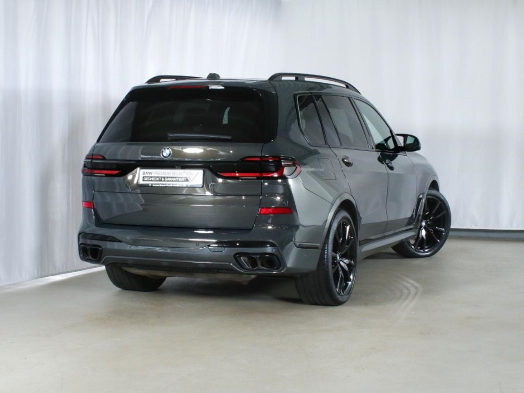 BMW X7 M60 B&W Klimasitze Exec.DrivePro 360 Gestik imagem 2