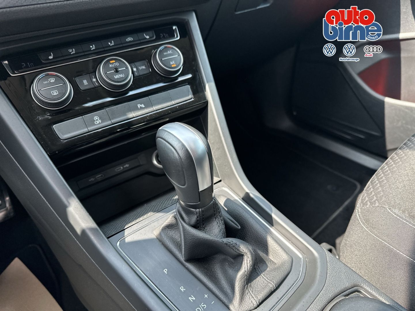 Touran 1.5 TSI DSG Active 7-Sitze StandHZG Navi 