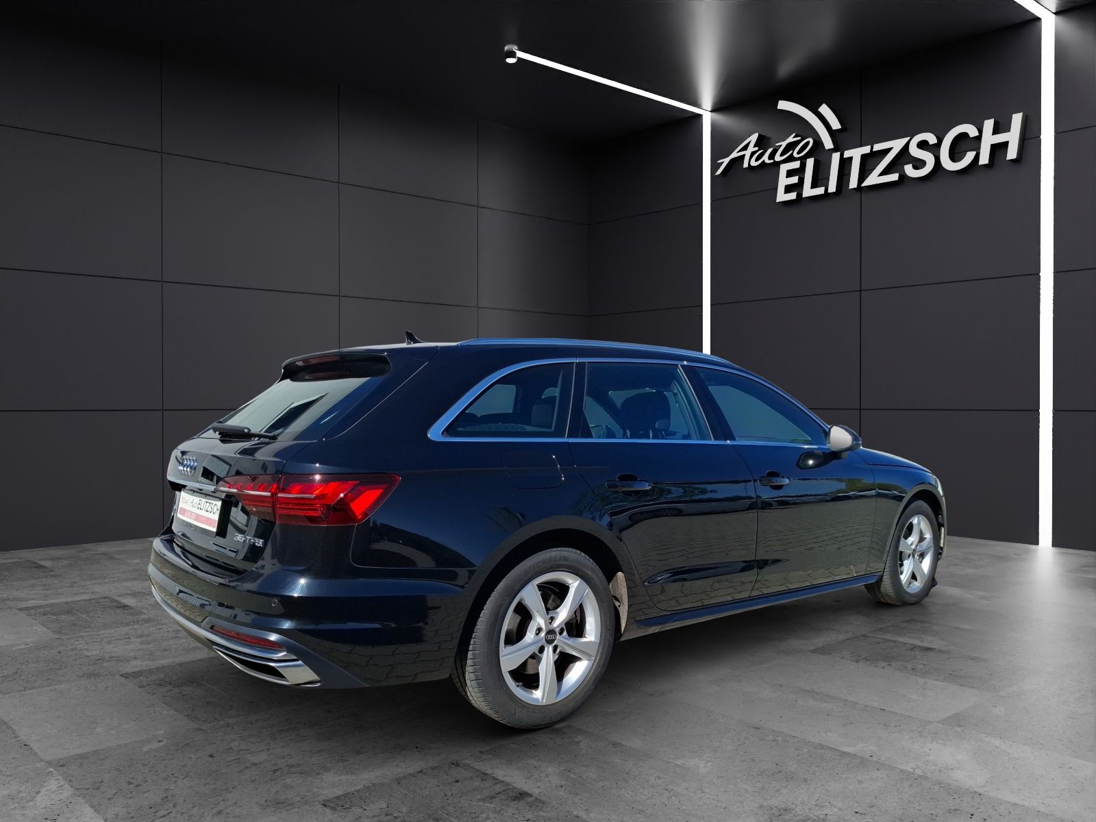 Fahrzeugabbildung Audi A4 Avant 35 TFSI advanced S-tronic LED Navi ACC