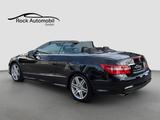 Mercedes-Benz E 250 CGI Cabrio 7G AMG Styling Airscarf TÜV NEU - mit Benzin-Antrieb: Schwarz, mit Navigationssystem, Cabrio