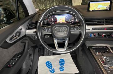 Audi Q7 - 11