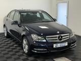 Mercedes-Benz C 180 CGI BlueEff. Avantgarde Aut. Standheizung - Mercedes-Benz C 180: Blau