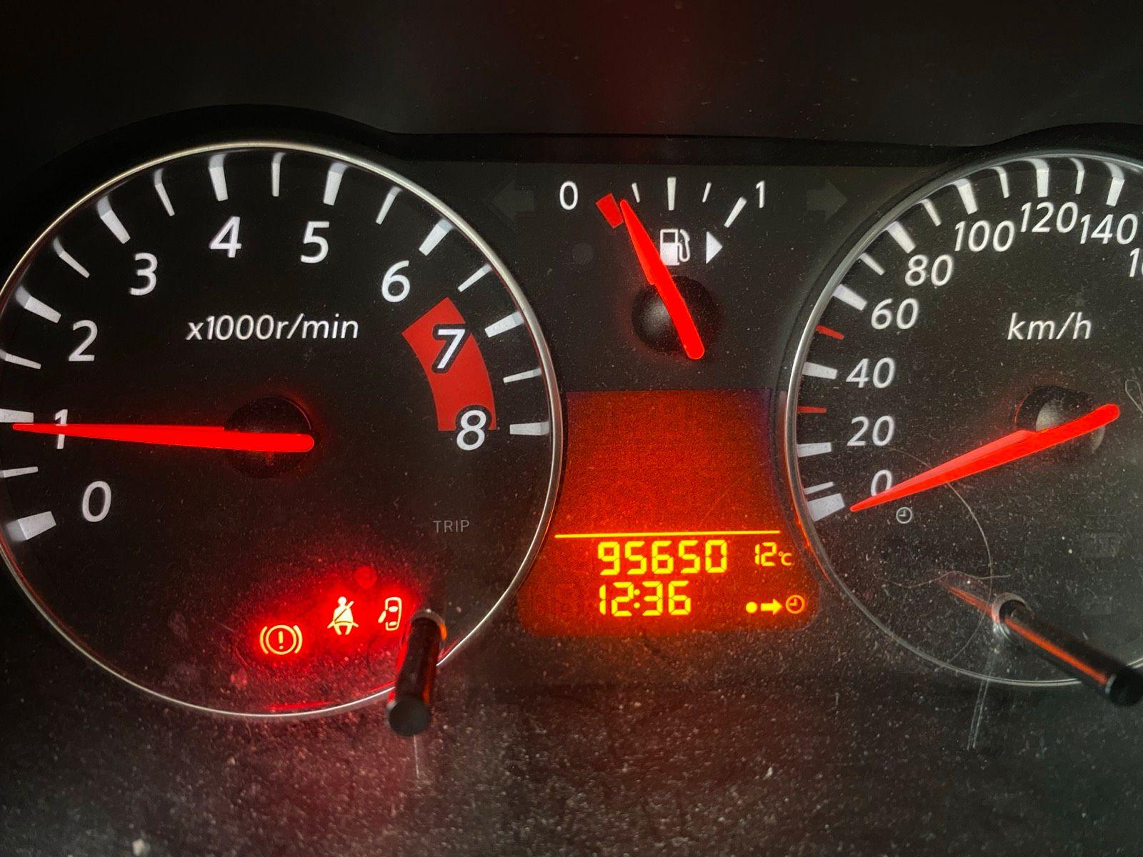 Nissan Note 2009 — photo 5