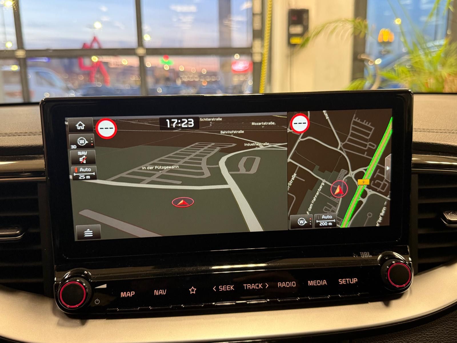 Fahrzeugabbildung Kia pro cee'd / ProCeed / LED / NAVI / SCHECKHEFT /