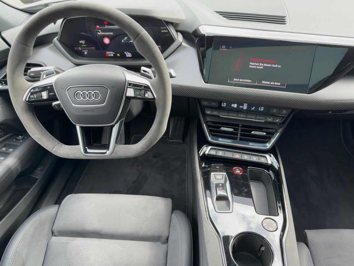 Audi e-tron GT 350 kW qu. Luft Pano Wäpu Matrix B&O