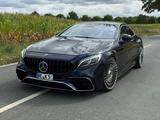 Mercedes-Benz S 63 AMG 4MATIC Coupé AMG Designo - blaue Mercedes-Benz S 63 AMG