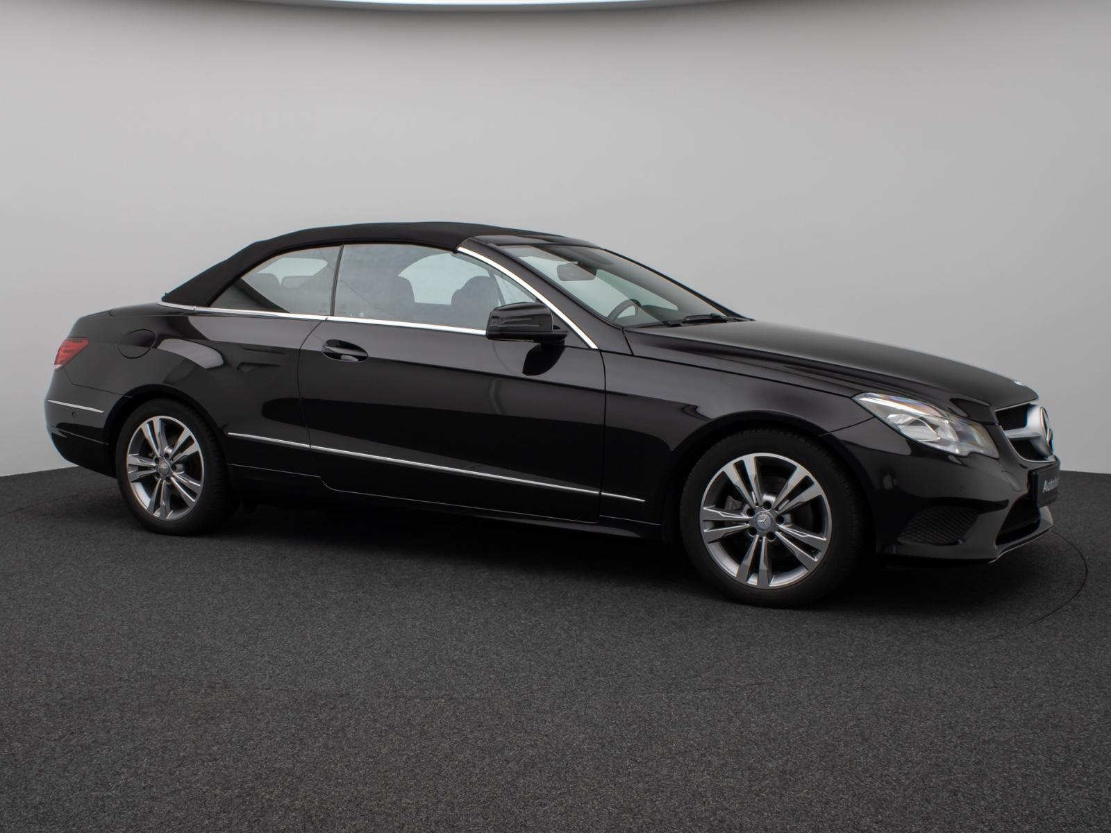 Mercedes-Benz E 200 Cabrio LED Sitzhzg Navi PDC Tempomat Leder