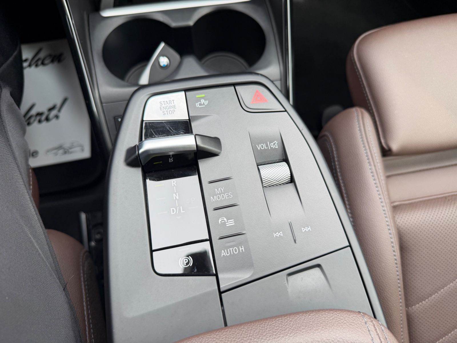 Fahrzeugabbildung BMW X1 23 d xDrive PANO TOTWINKEL KAMERA LEDER LED