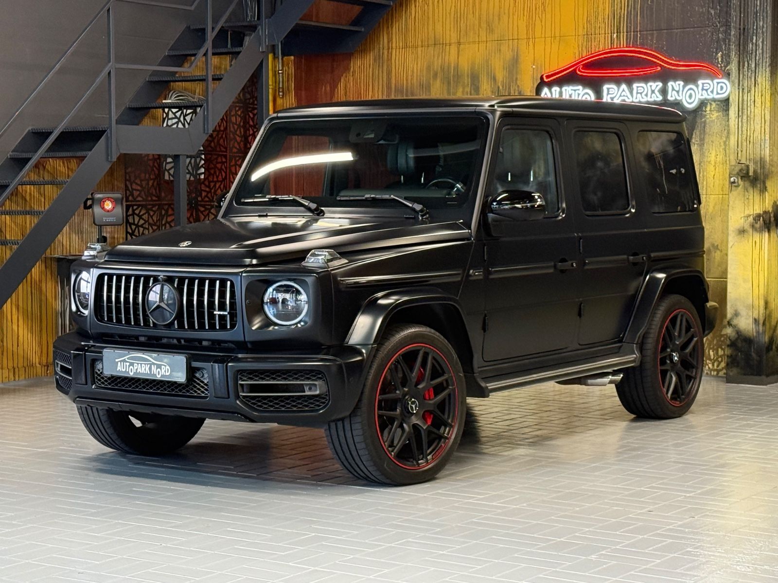 MERCEDES-BENZ G 63 AMG
