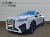 BMW iX xDrive40 Sportpaket - gebrauchte BMW iX aus dem Jahr 2023