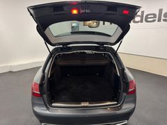 MERCEDES-BENZ C 200 T 4Matic*LED*KAMERA*SPUR*NAVI*FACELIFT* MERCEDES-BENZ C 200 T 4Matic*LED*KAMERA*SPUR*NAVI*FACELIFT*