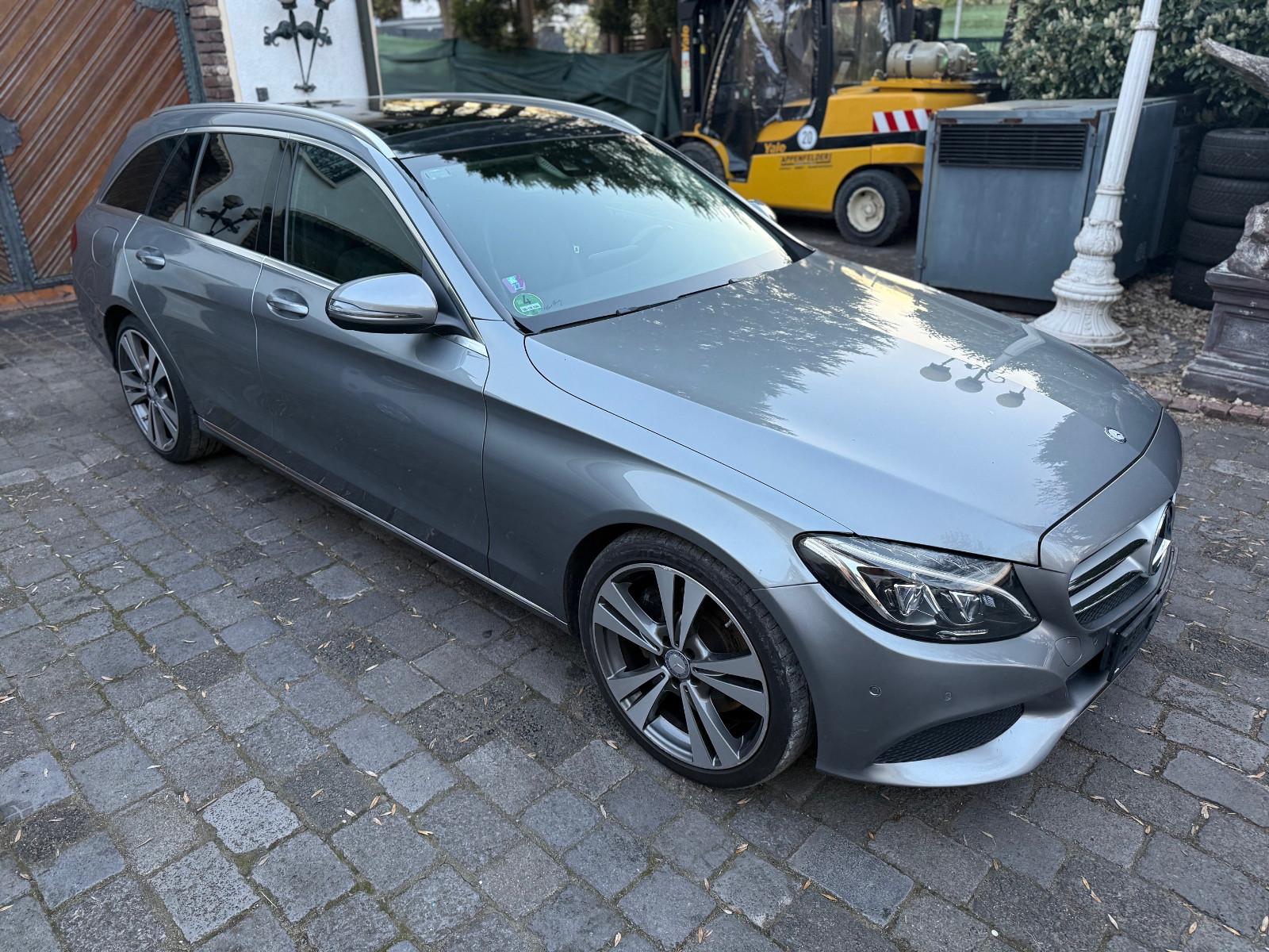 Mercedes-Benz C 300 C T-Modell Avantgarde Panorama