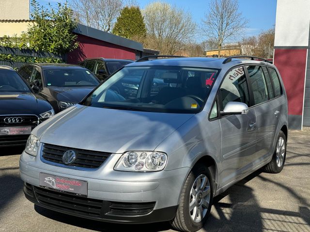 Volkswagen Touran 1.6 16V FSI * 1. Hand *