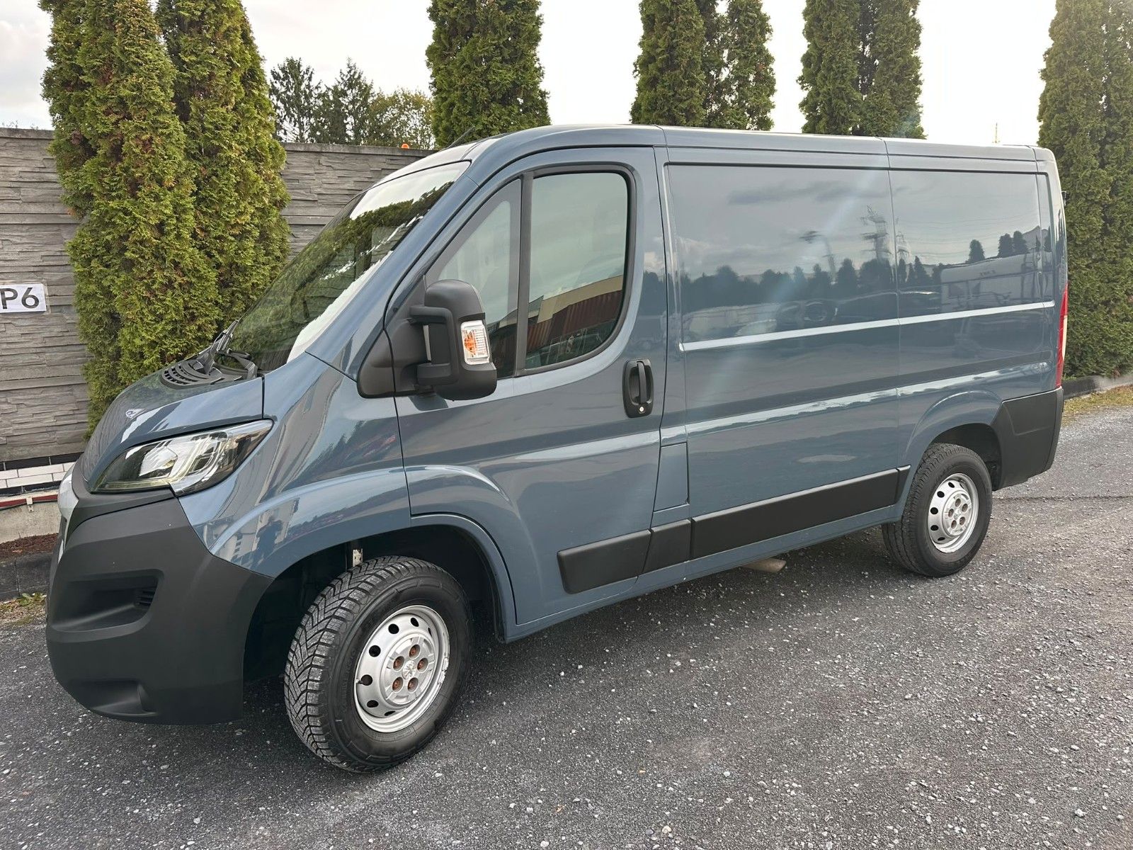 Peugeot Boxer Kasten 328 L1H1 Pro BlueHDi 120 Stop&Start