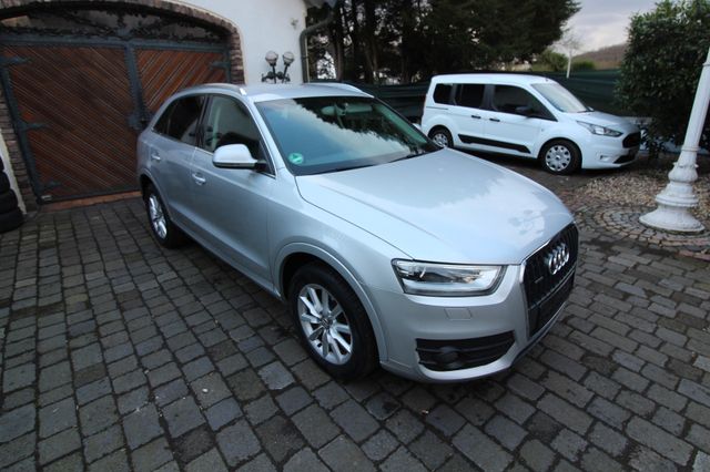 Audi Q3 2.0 TDI S tronic quattro 2Hd Xenon Ahk TOP