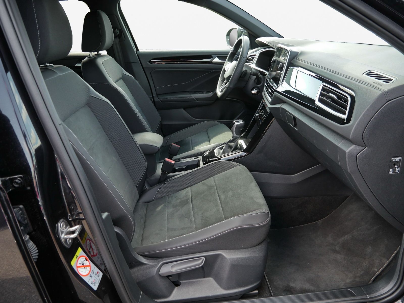 Volkswagen T-Roc - Bild 4