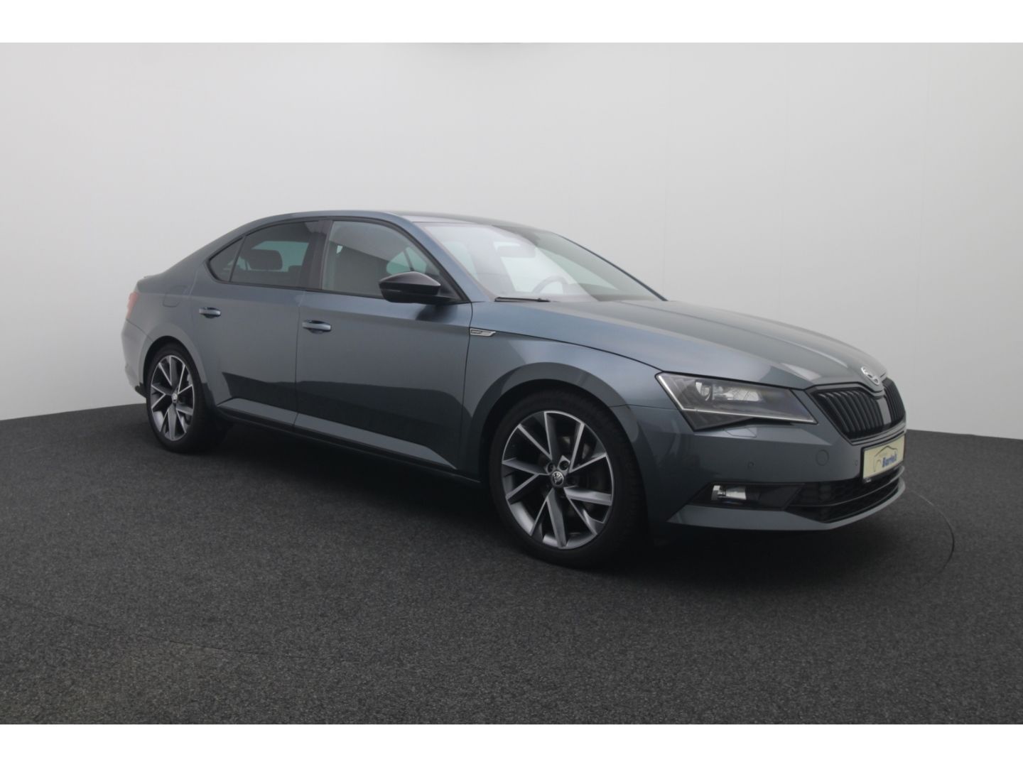 Fahrzeugabbildung SKODA Superb SportLine 4x4 Sportline Canton ACC AHK