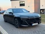 BMW M760 Baureihe 7 Lim M760 e xDrive - gebrauchte BMW M760 aus dem Jahr 2024