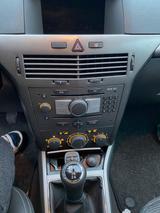 Opel Astra Caravan - Opel Astra aus 2006: Kombi