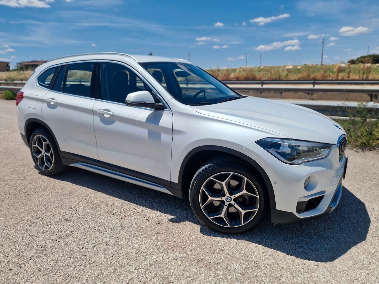 BMW Bmw X1 sDrive18d xLine imagem 2