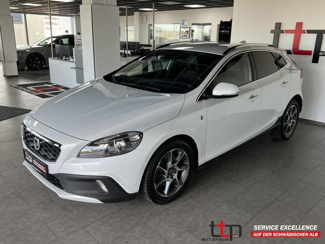 Volvo V40 Cross Country Ocean Race Digital-Tacho LEDER