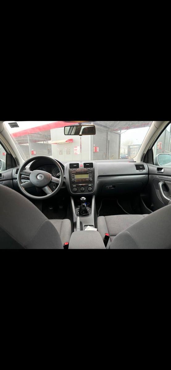 Volkswagen Golf 2004 — photo 6