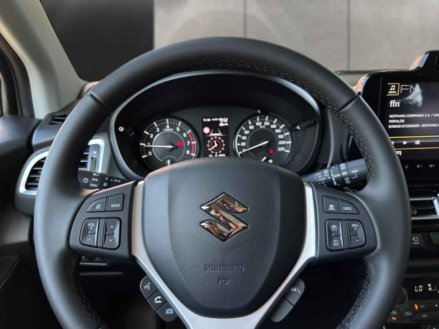 Suzuki S-Cross 1.4 Comfort+ ALLGRIP PANO 60 MON GARANTI