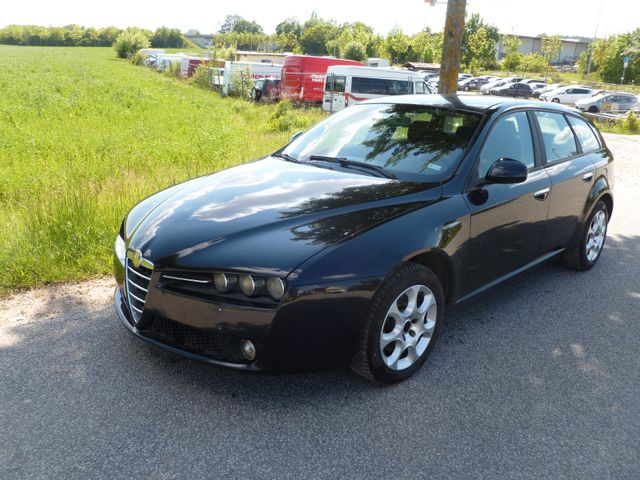 Alfa Romeo Alfa 159 1.9 JTDM 16V Elegante