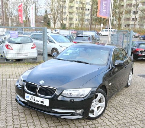 BMW 320d Cabrio Leder Navi Xenon AHK PDC 2.Hd Memory