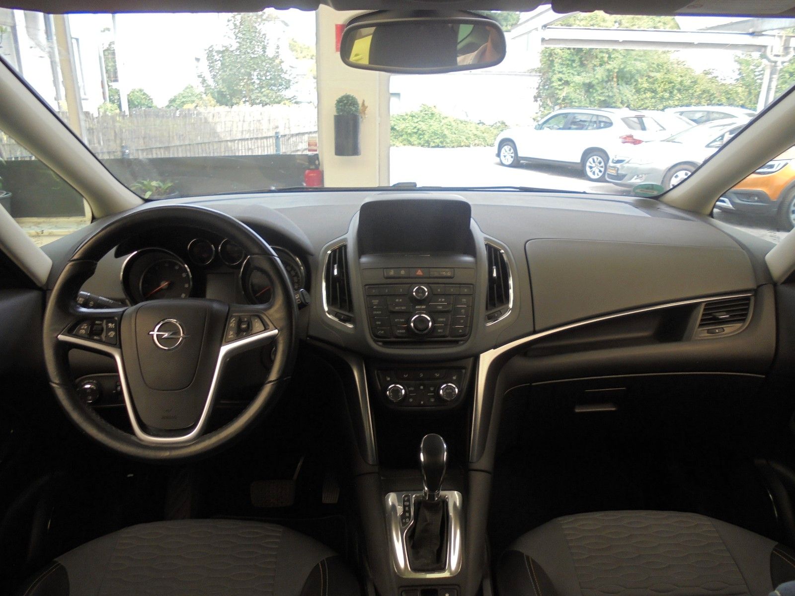 Fahrzeugabbildung Opel Zafira C Tourer/7-Sitzer/Vollausstattung/2.Hand