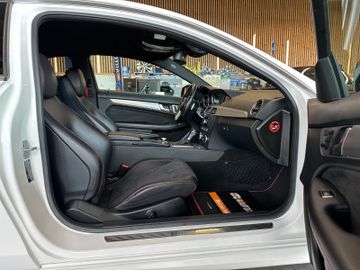 MYAUTOCENTER – Gebraucht- und Jahreswagen mit Werkstattservice in Pfaffenhofen Mercedes-Benz C 250 *MEMORY*HarmanKardon*2-ZONEN*NAV*SPORT*