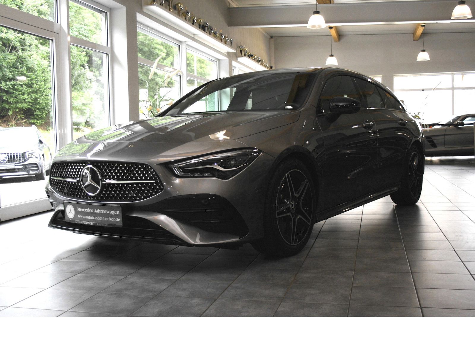 Fahrzeugabbildung Mercedes-Benz CLA 200 Shooting Brake Edition AMG*Night*Distron