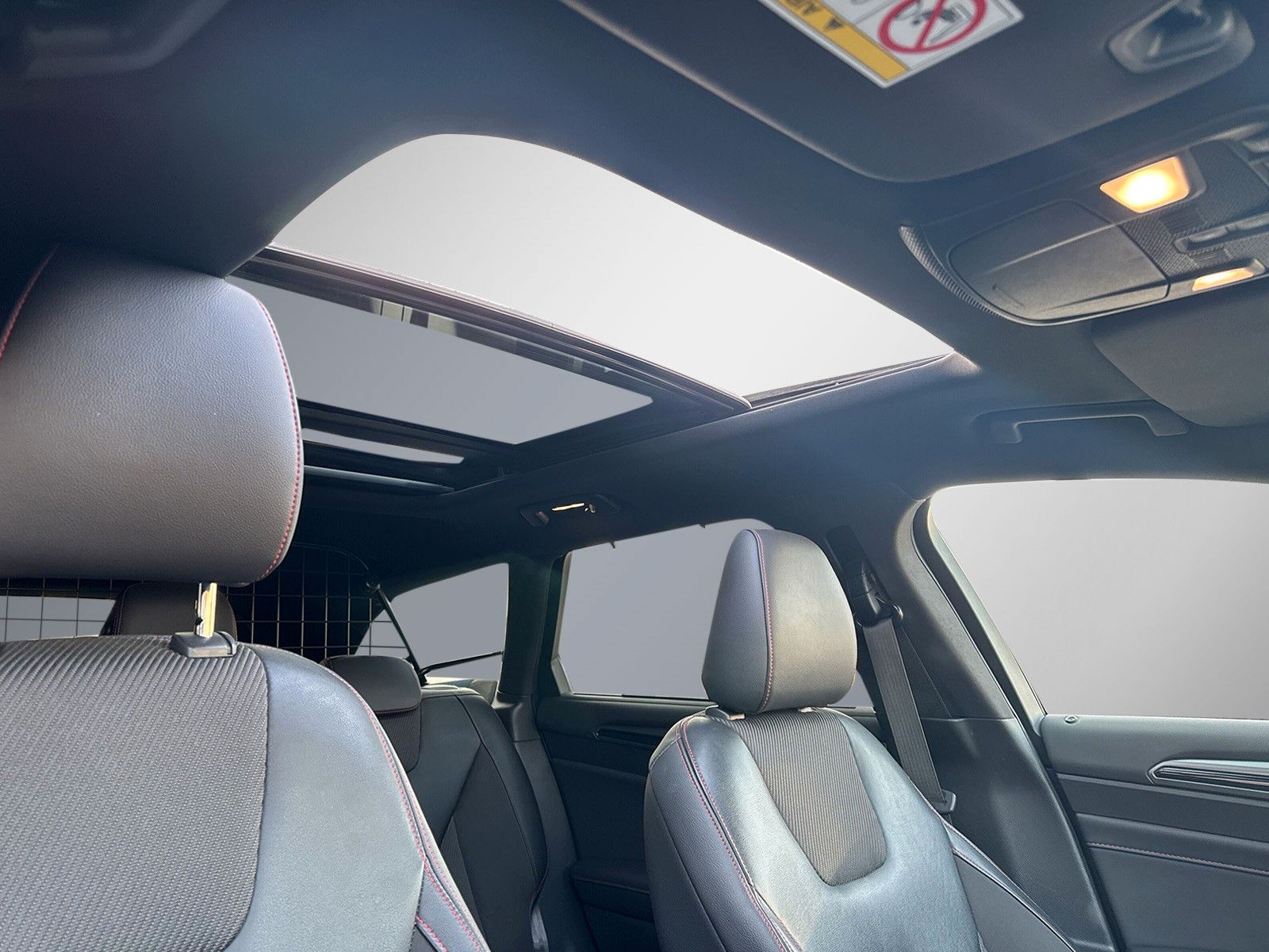 Fahrzeugabbildung Ford Mondeo Turnier ST-Line *Pano*LED*Kamera*Keyless*